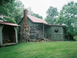 DeHart Cabin