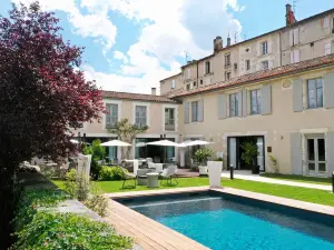 Hotel le Saint Gelais
