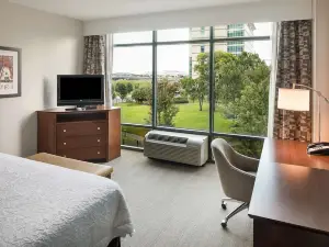 Hampton Inn & Suites Little Rock-Downtown