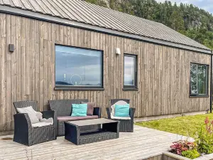 Awesome Home in Stangvik with Wifi and 4 Bedrooms