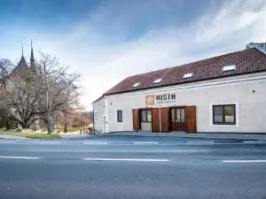 Vista Apartments