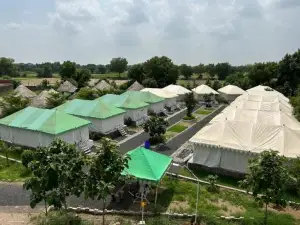 Modhera Sunrise Resort - Tents Bhungas Jungle Restaurants & Candlelight Dining