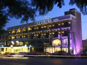 Monoberge Hotel