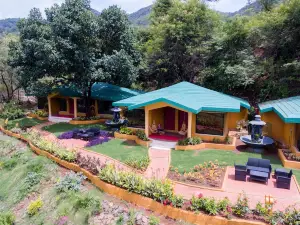 Residency Lake Resort & Spa