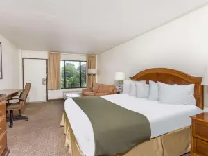 Days Inn by Wyndham Bedford