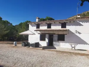 CASA RURAL BENALAZ -Special to enjoy your family and friends in the mountains