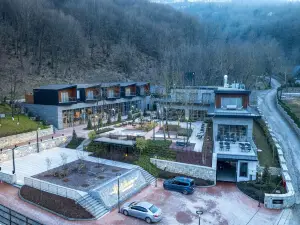 Melekona House