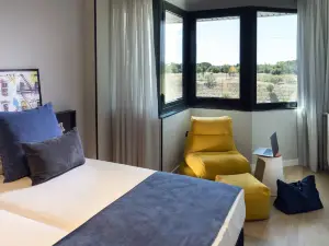 The Oliver Apartments