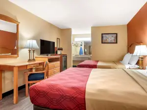 Econo Lodge Inn & Suites