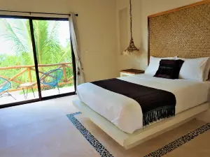 La Puerta Azul Beachfront - Adults Only