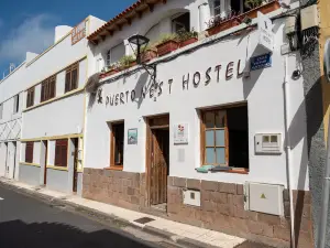 Puerto Nest Hostel