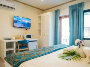 Maxwell Del Mar Hotel
