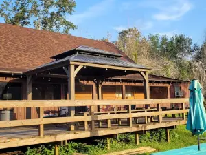 The Lodge-Uncertain Lodge and Inn; Breathtaking Cabin That Sleeps 10