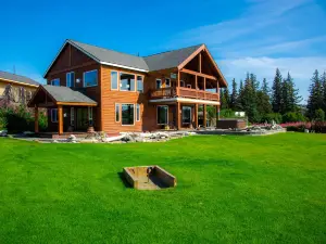 Baycrest Lodge