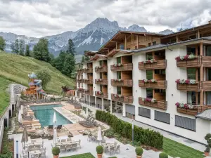 Familien- & Aktivhotel Christoph