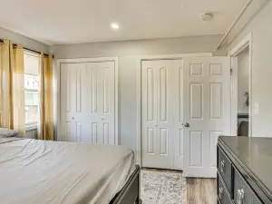 2 Mi to Waterfront: Walkable Fall River Apartment!