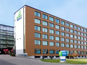 Holiday Inn Express ZÜRICH Airport