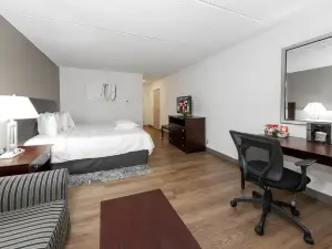 Red Roof PLUS+ Woodbridge - Carteret