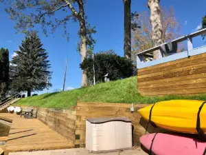 Cozy Pet-Friendly Cabin with Dock, Firepit, Bikes, BBQ