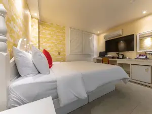 Pocheon Valt Hotel