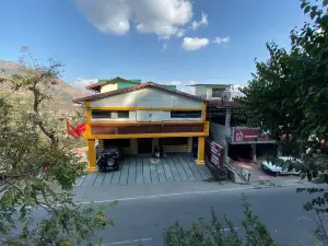 Hotel the Cliff