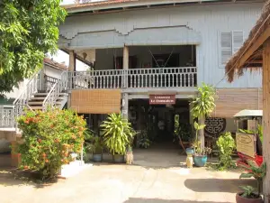 Le Bungalow Hotel