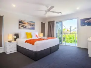 Broadwater Paradise - Coasthm