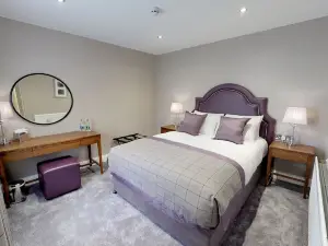 Bishop's Gate Hotel