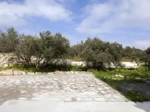 Foivos and Athina Villas