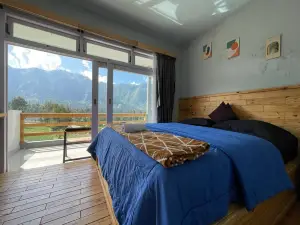 Bromo Semesta Guesthouse