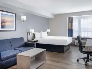 Microtel Inn & Suites by Wyndham Kanata Ottawa West