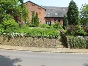 말루스 포니호프