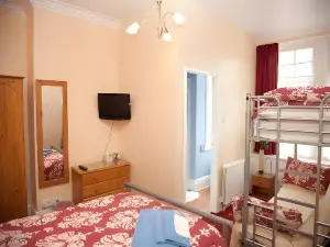 The Meltham Guesthouse Scarborough