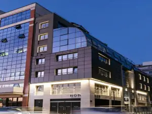 Noa Hotel