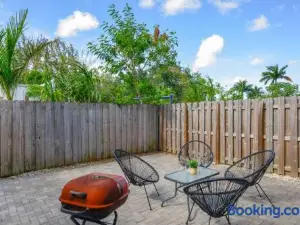 Awesome Townhouse 15 Minutes from the Beach