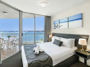 Crystal Bay on the Broadwater