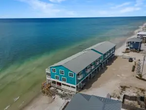 Edgewater Retreat by Pristine Properties Vacation Rentals