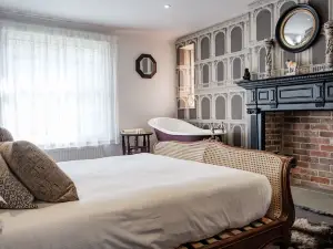 The Bull Hotel