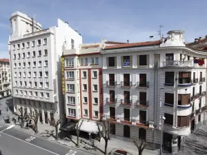 Hotel Yoldi