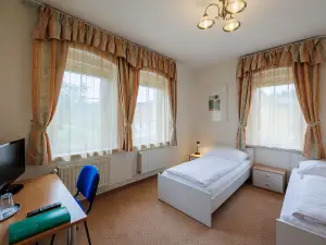 Pension U Golfu Cihelny