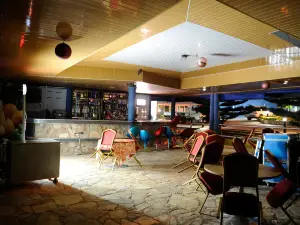 Mount Pleasant Inns & Apartment