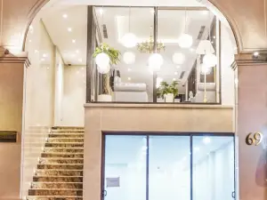 Hong Gia Tue Apartment
