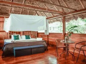Ecolucerna Lodge Tambopata