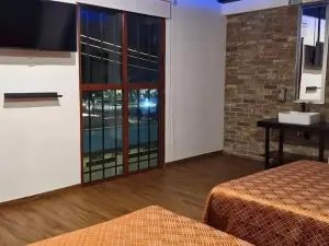 Hotel Maquiavelo Solo Adultos