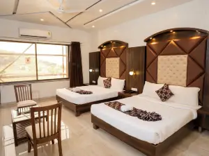 Hotel Grand Sarowar and Shakuntal Lawns