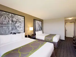 Super 8 by Wyndham Kapuskasing