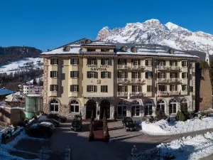 Grand Hotel Savoia Cortina D’Ampezzo, A Radisson Collection Hotel