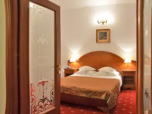 Hotel Emma West