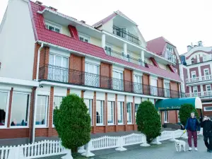 Zeeshtern Hotel