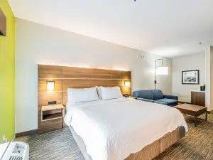 Holiday Inn Express & Suites FRANKLIN by IHG